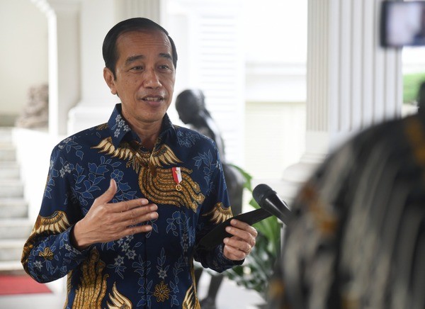 Jokowi_di_Istana_2.jpg