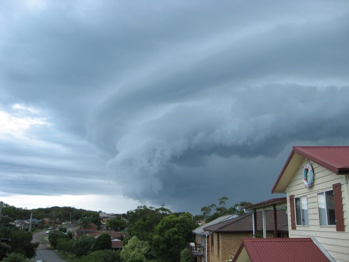 Storm_Approaching_Anna_Bay.jpg