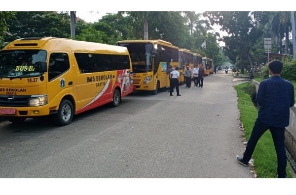 bus_sekolah.jpg