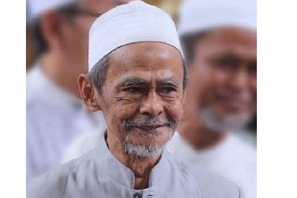 kiai_nawawi.jpg